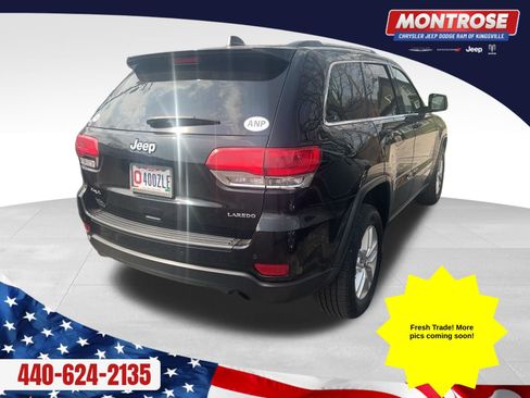 Used 2017 Jeep Grand Cherokee Laredo w/ Quick Order Package 23E AWD/4WD image 3