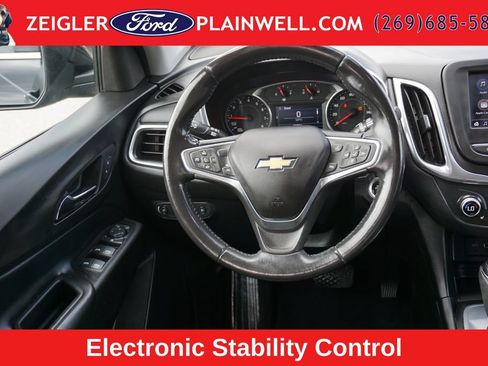 Used 2020 Chevrolet Equinox LT FWD image 14