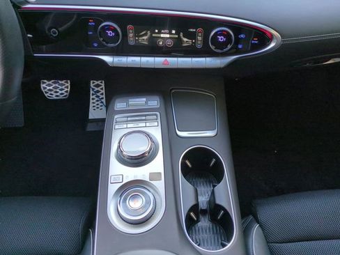 Certified 2025 Genesis GV70 3.5T Sport image 20