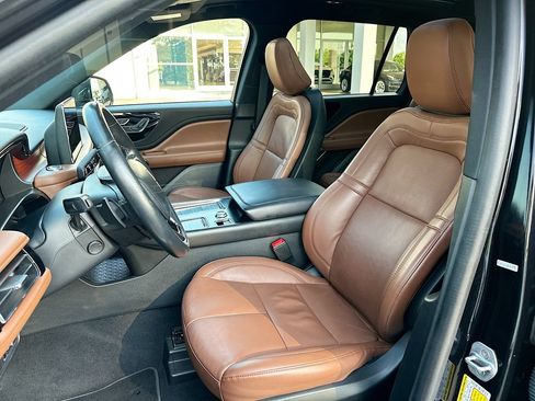 Certified 2023 Lincoln Aviator Reserve w/ Class IV Trailer Tow Package RWD image 8