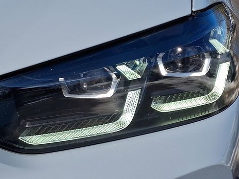 Certified 2023 BMW X3 xDrive30i w/ M Sport Package image 10