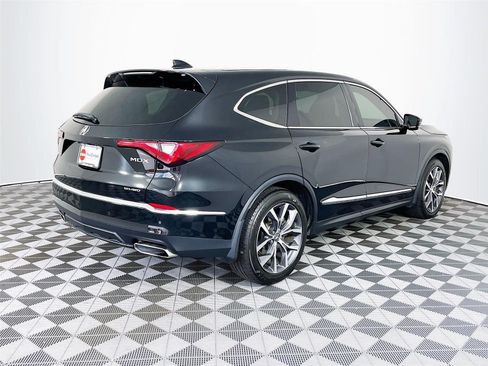 Used 2024 Acura MDX SH-AWD w/ Technology Package image 9