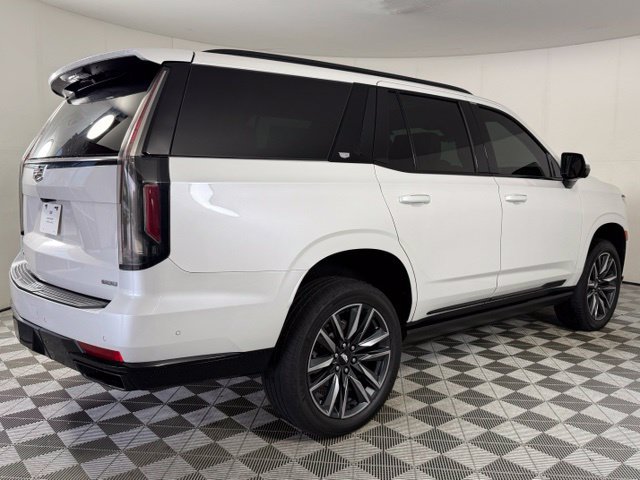 Used 2021 Cadillac Escalade Sport w/ Driver Assist Tech Package AWD/4WD image 8