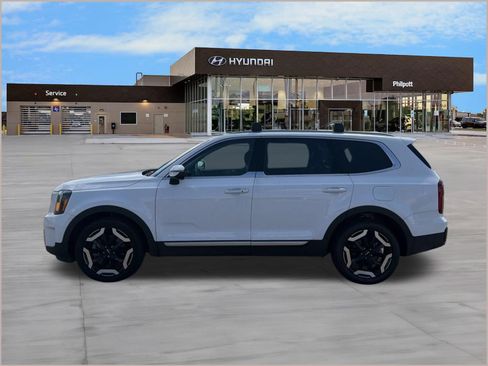 Used 2024 Kia Telluride S w/ S Sunroof Package AWD/4WD image 2