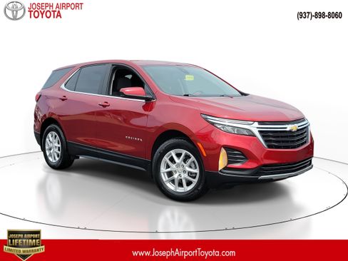 Used 2023 Chevrolet Equinox LT image 1