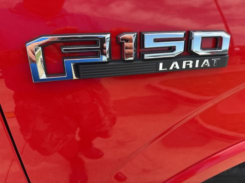 Used 2019 Ford F150 Lariat w/ Equipment Group 502A Luxury image 17