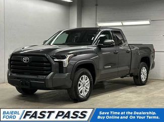 Used 2022 Toyota Tundra SR5 w/ SR5 Convenience Package AWD/4WD video 1