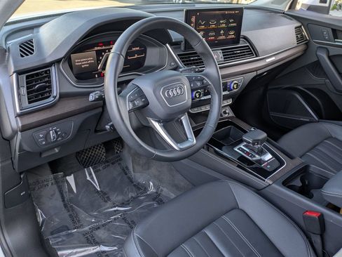 Used 2023 Audi Q5 2.0T Premium Plus w/ Premium Plus Package AWD/4WD image 15