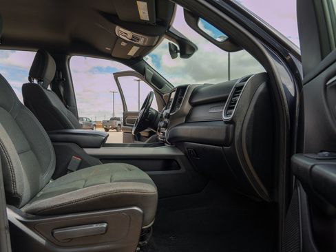 Used 2021 RAM 1500 Big Horn RWD image 12