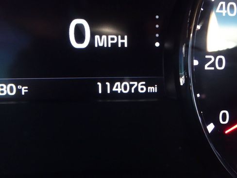 Used 2018 Kia Forte S w/ S Technology Plus Package FWD image 21
