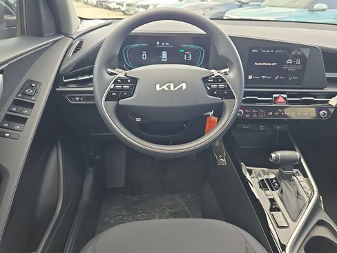 New 2026 Kia Niro LX FWD image 13