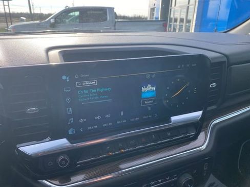 Used 2024 Chevrolet Silverado 1500 RST w/ Rally Edition AWD/4WD image 13