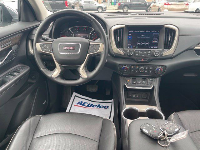 Used 2018 GMC Terrain Denali w/ LPO, 'HIT The Road' Package AWD/4WD image 4