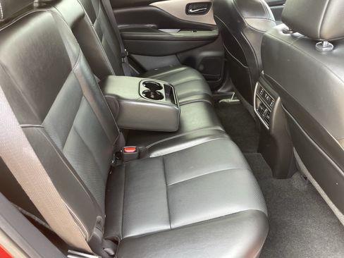 Used 2019 Nissan Murano SL w/ SL Technology Package FWD image 11
