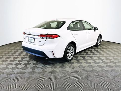 Certified 2025 Toyota Corolla LE image 8