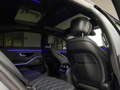 Used 2024 Mercedes-Benz S 580 4MATIC Sedan image 35