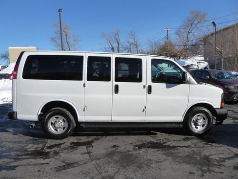 Used 2017 Chevrolet Express 2500 LS image 8