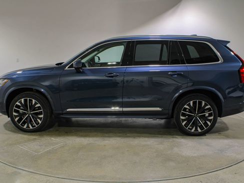 Used 2026 Volvo XC90 B5 Plus w/ Protection Package Premier AWD/4WD image 2