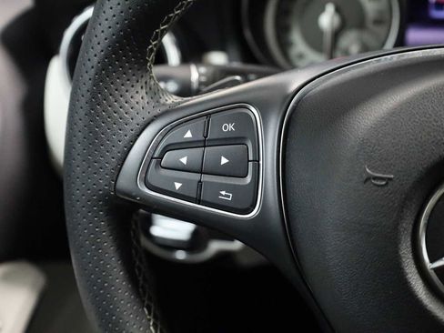 Used 2017 Mercedes-Benz GLA 250 image 24