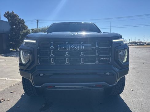 Used 2023 GMC Canyon AT4 w/ AT4 Premium Package image 5