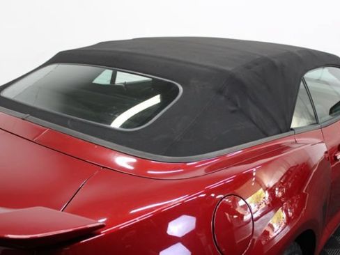 Used 2015 Chevrolet Camaro LT RWD image 27