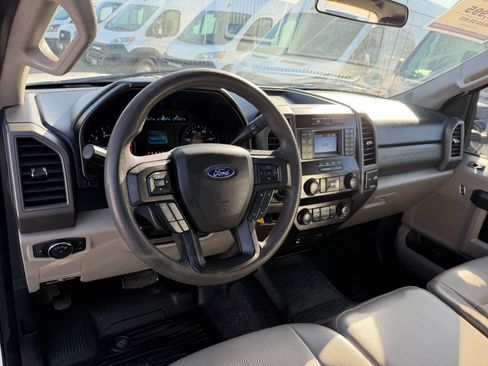 Used 2020 Ford F250 XL w/ STX Appearance Package RWD image 18