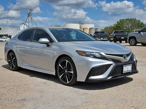 Used 2021 Toyota Camry SE image 36