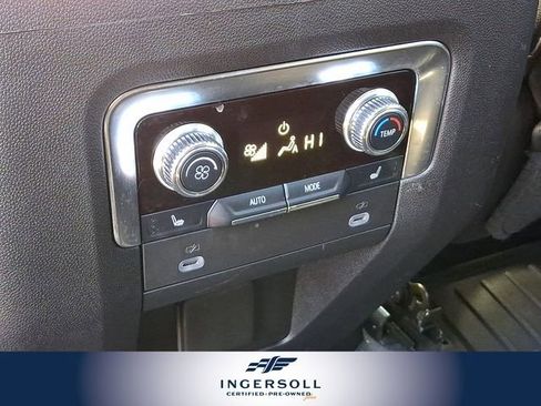 Used 2024 GMC Yukon XL AT4 image 14