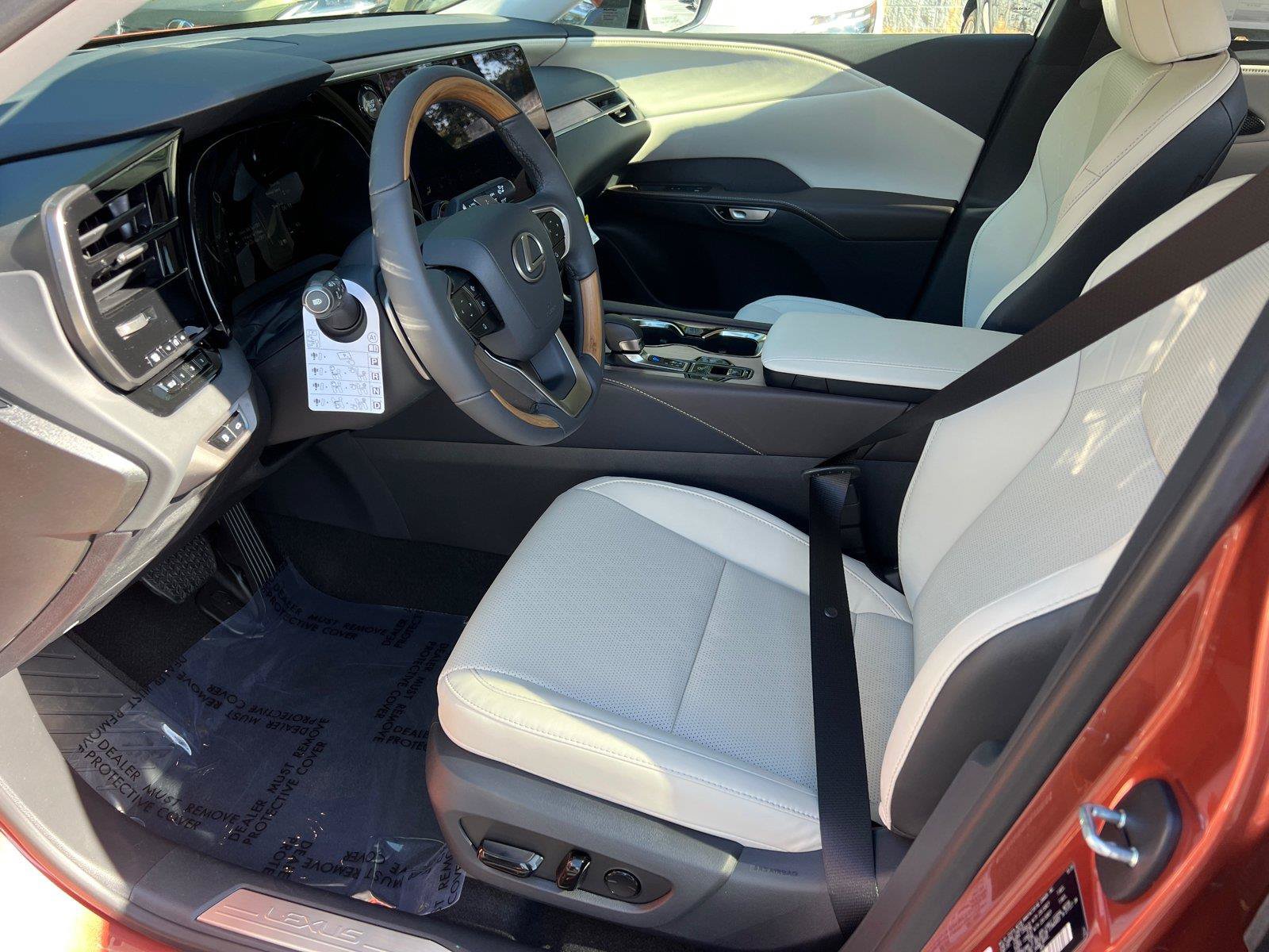 New 2026 Lexus RX 350 Premium Plus w/ Convenience Package FWD image 9