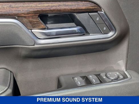 New 2026 GMC Sierra 1500 Elevation image 12