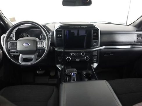 Certified 2022 Ford F150 XLT w/ Equipment Group 302A High image 33