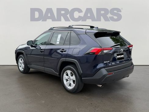 Used 2021 Toyota RAV4 XLE w/ Convenience Package AWD/4WD image 5