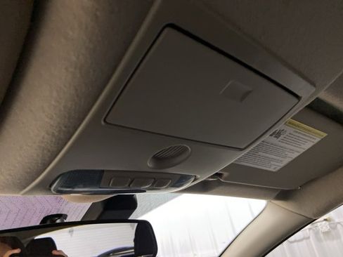 Used 2014 Ford Fiesta SE w/ Equipment Group 201A image 29