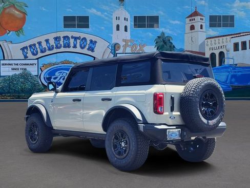 New 2026 Ford Bronco Big Bend w/ Sasquatch Package AWD/4WD image 3