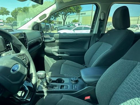 Used 2025 Ford Ranger XLT AWD/4WD image 3