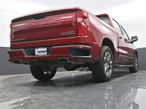 Used 2023 Chevrolet Silverado 1500 High Country w/ Technology Package image 45