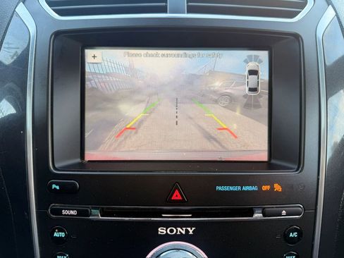 Used 2018 Ford Explorer Sport AWD/4WD image 21
