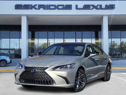 New 2025 Lexus ES 350 w/ Premium Package