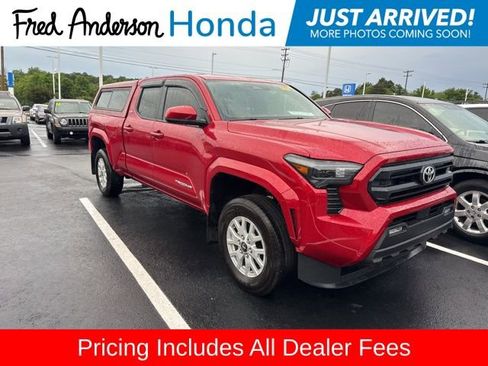 Used 2025 Toyota Tacoma SR5 RWD image 1