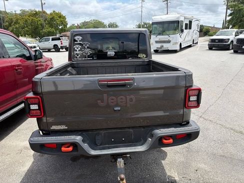 Used 2022 Jeep Gladiator Mojave w/ LED Lighting Group AWD/4WD image 12