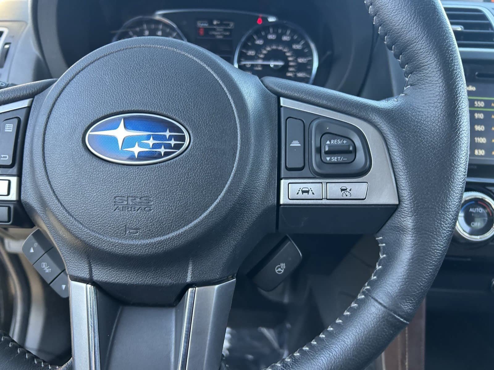Used 2018 Subaru Forester 2.5i Touring AWD/4WD image 29