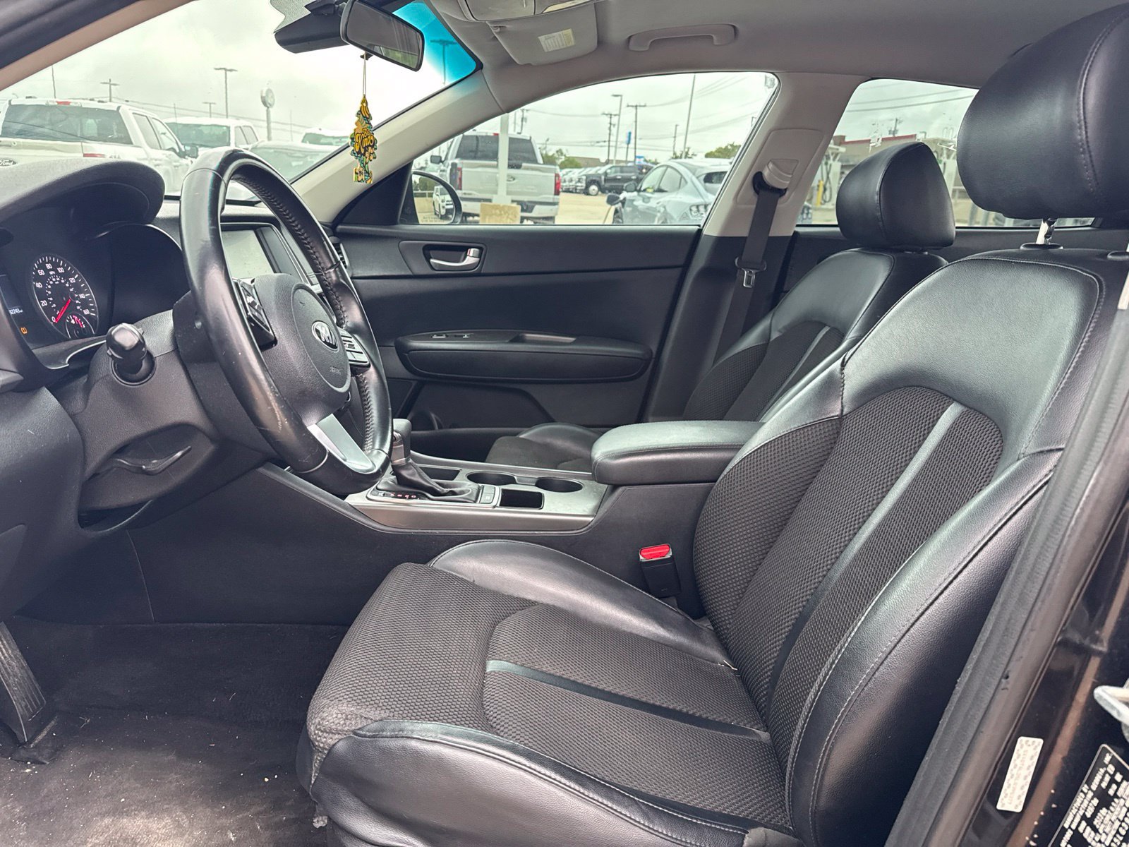 Used 2020 Kia Optima S FWD image 10