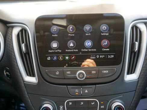 Used 2024 Chevrolet Malibu LT image 14