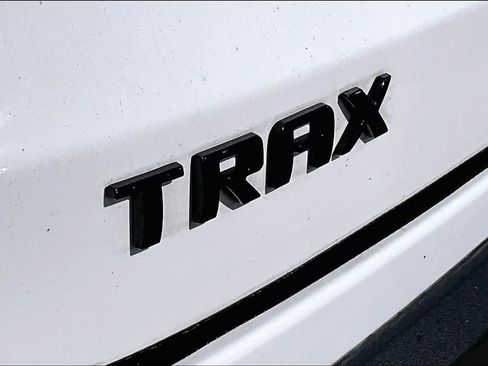 Used 2025 Chevrolet Trax RS w/ Driver Confidence Package image 30