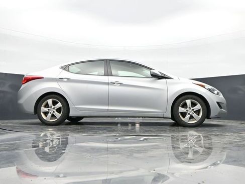 Used 2013 Hyundai Elantra GLS FWD image 24