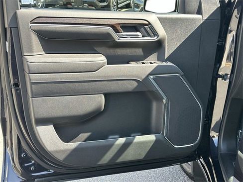 New 2026 GMC Sierra 1500 Elevation w/ LPO, Elevation Black Package image 19