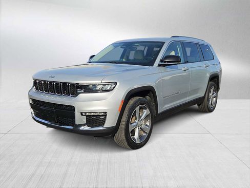 Used 2021 Jeep Grand Cherokee L Limited image 4