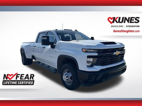 Used 2024 Chevrolet Silverado 3500 W/T image 1