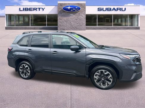 Used 2026 Subaru Forester Premium AWD/4WD image 21