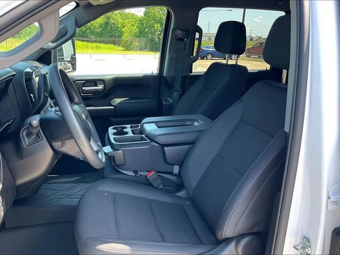 Used 2025 Chevrolet Silverado 2500 Custom w/ Custom Value Package AWD/4WD image 18